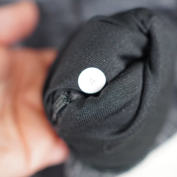 Lululemon It's Rulu 1/4 Zip Pullover Heather Gray‎ Size 4 - Picture 7 of 10